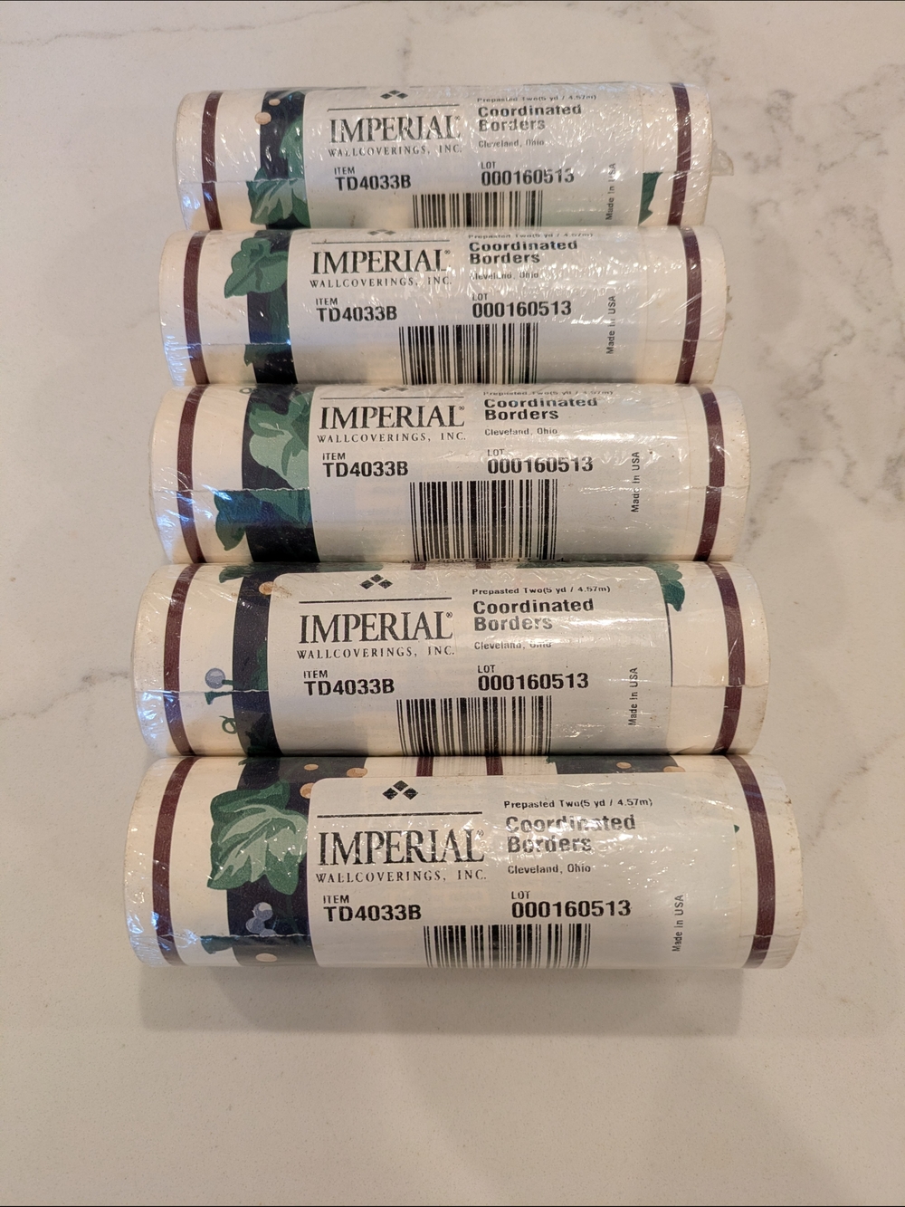 Imperial Coordinated Borders Wallpaper Roll - Green Floral Accent